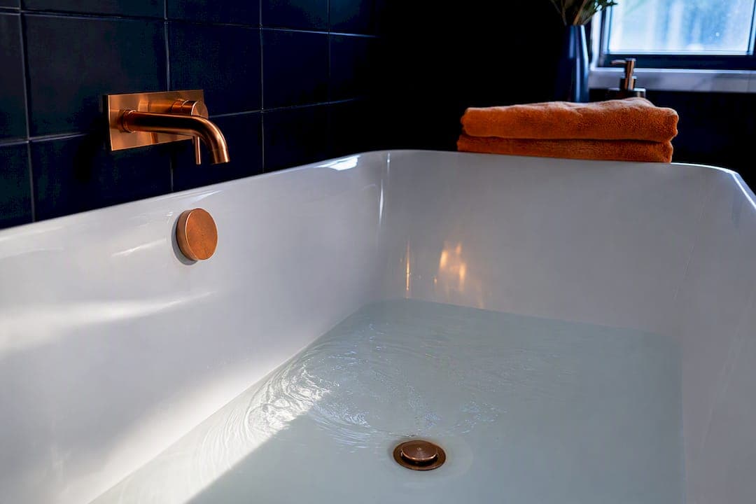 Sussex homeowners: 4 DIY steps to fix a bath that won't drain tonight